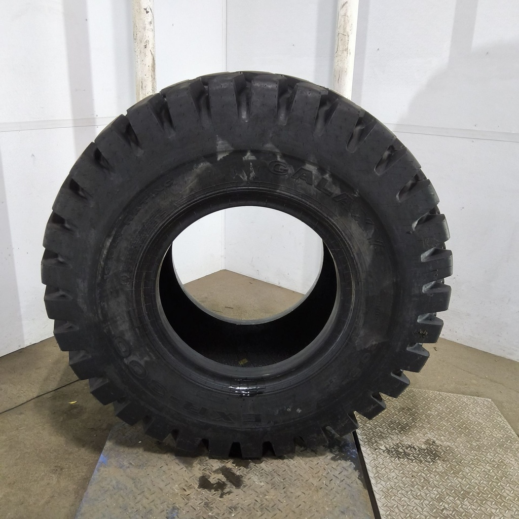 20.5-25 Galaxy EXR 300 E-3/L-3 H (16 Ply), 99%