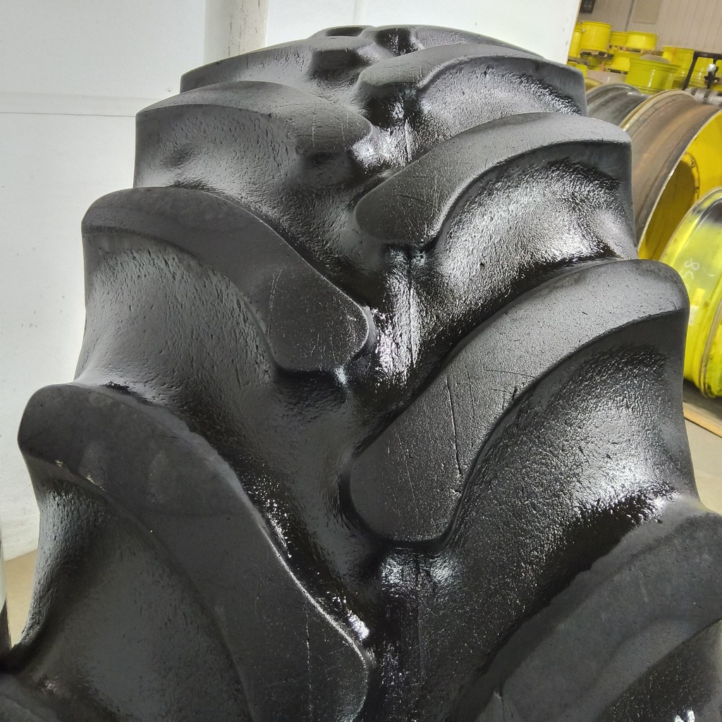 380/85R30 Firestone Radial All Traction FWD R-1 135B 55%