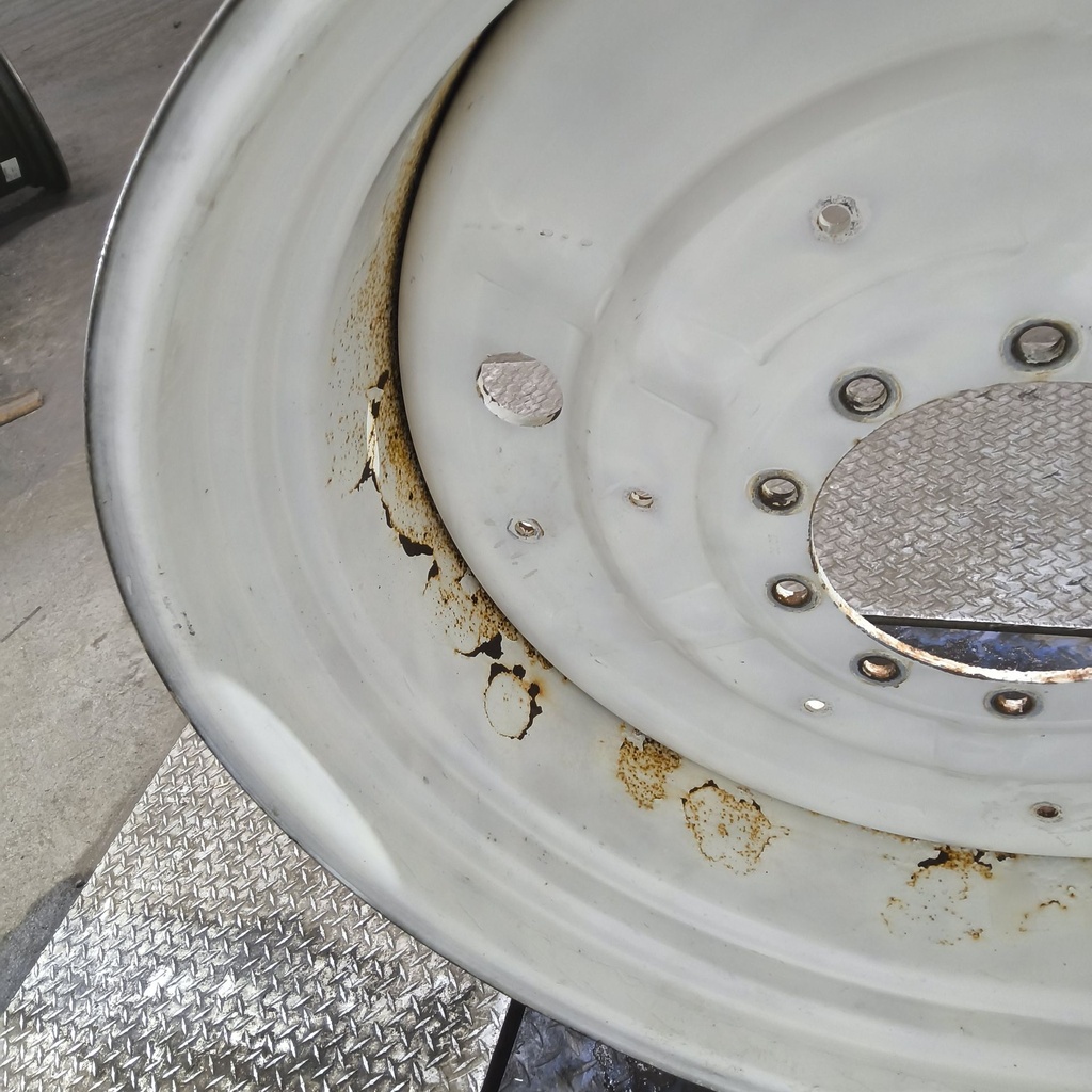 18"W x 42"D, Ford / New Holland White 10-Hole Formed Plate , 0.75" Offset