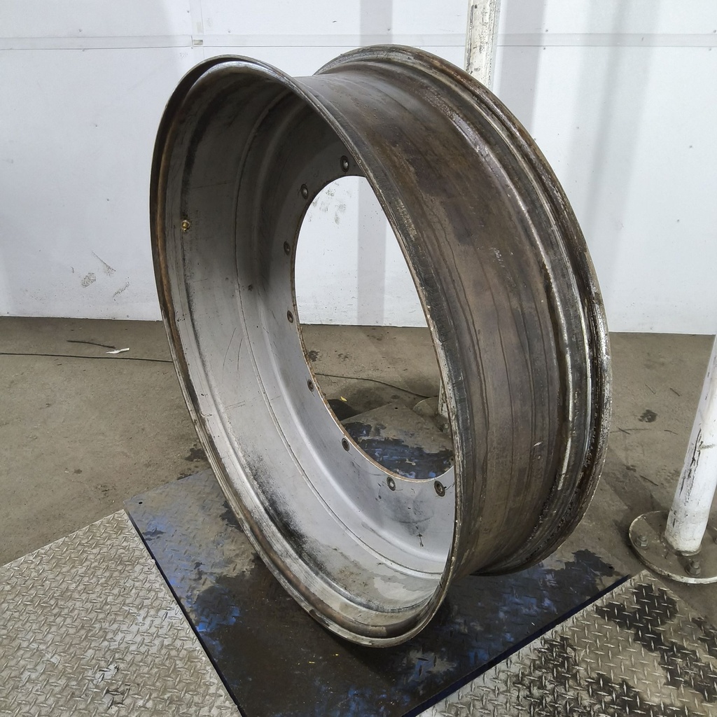 12"W x 46"D, Case IH Silver Mist 12-Hole Stub Disc , -4.88" Offset