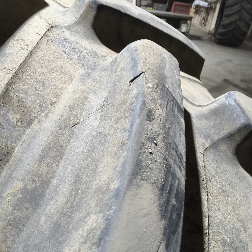 480/80R50 Firestone Radial Deep Tread 23 R-1W 159B 75% 480/80R50 Firestone 75-80%