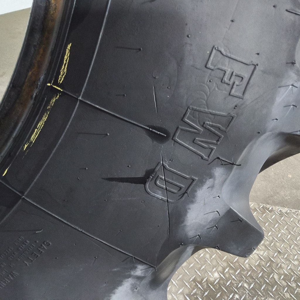 420/90R30 Firestone Radial All Traction FWD R-1 142B 90%