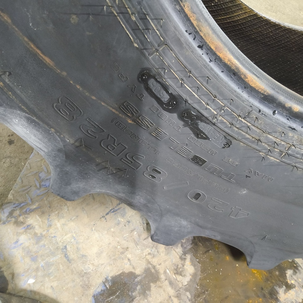 420/85R28 Goodyear Farm UltraTorque Radial R-1 139B 70%