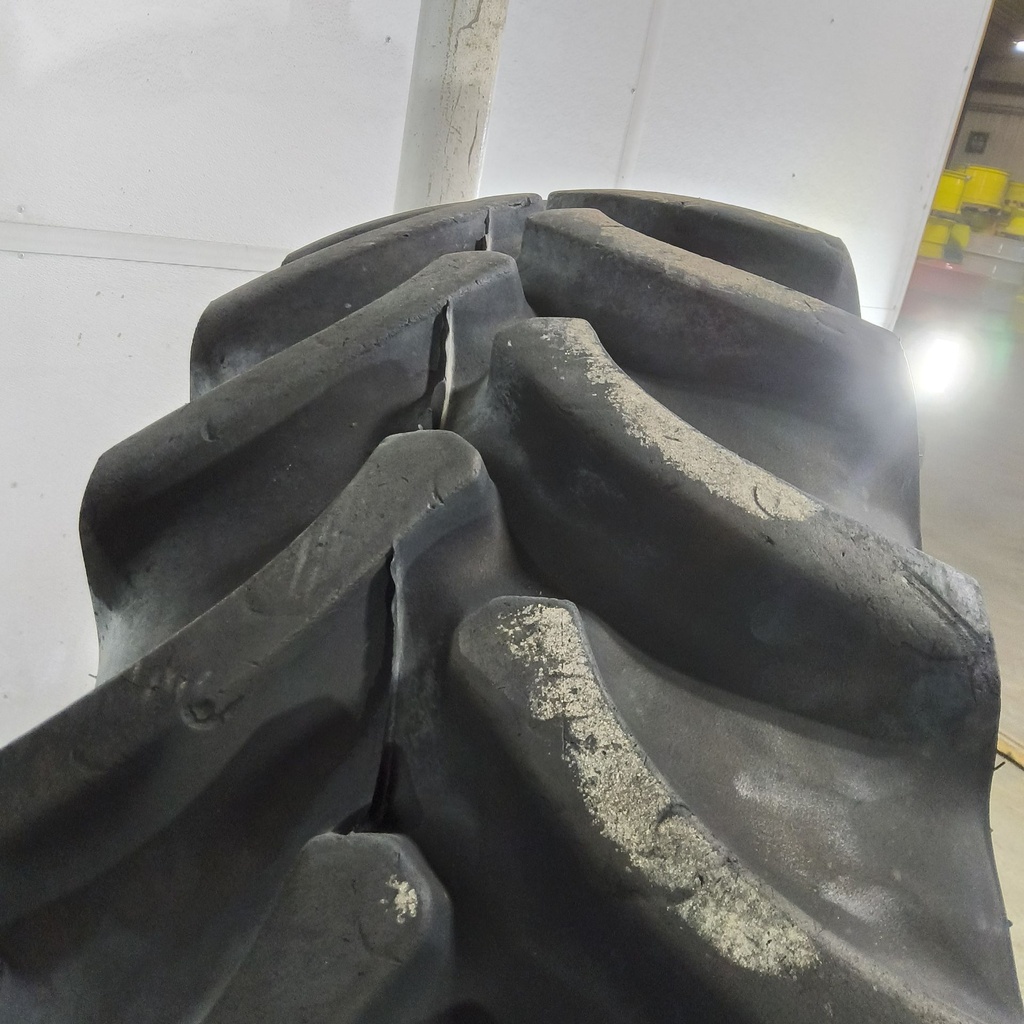 14.9R30 Firestone Radial All Traction FWD R-1 134A8 90%