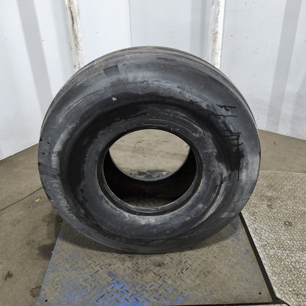 14L-16.1 Power Grip Rib F-2 E (10 Ply), 90%
