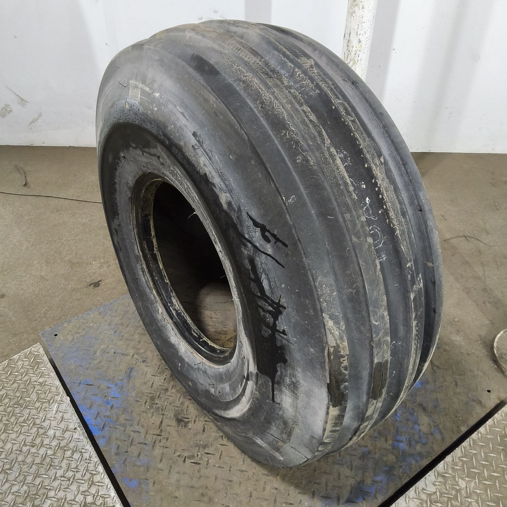 14L-16.1 Power Grip Rib F-2 E (10 Ply), 90%