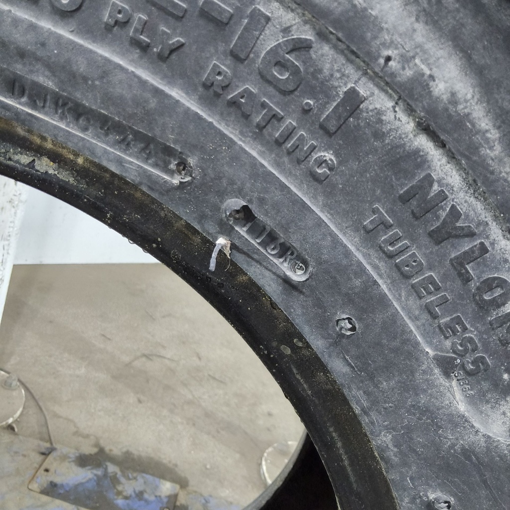 14L-16.1 Power Grip Rib F-2 E (10 Ply), 90%