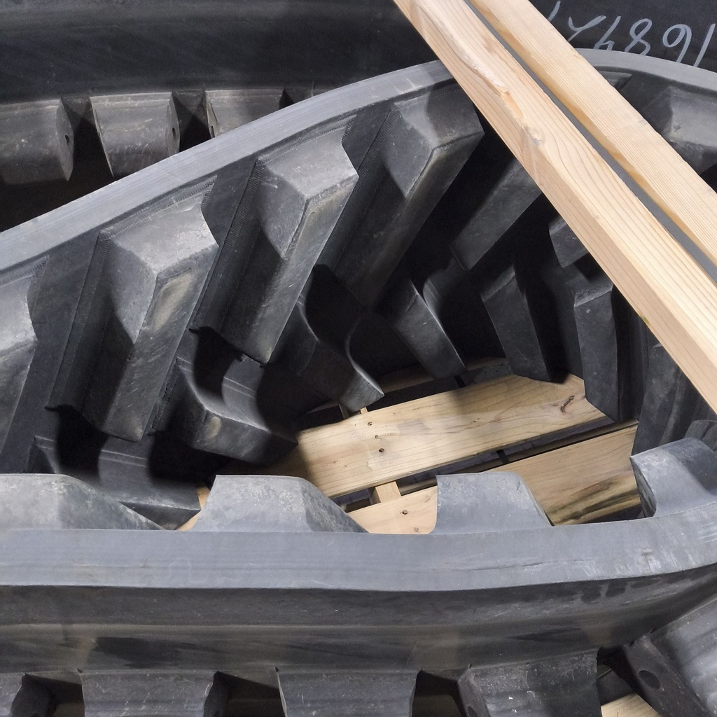 25" Camso Track 6500 AGCO MT700 (MT738,740,743)/Fendt 900 90%