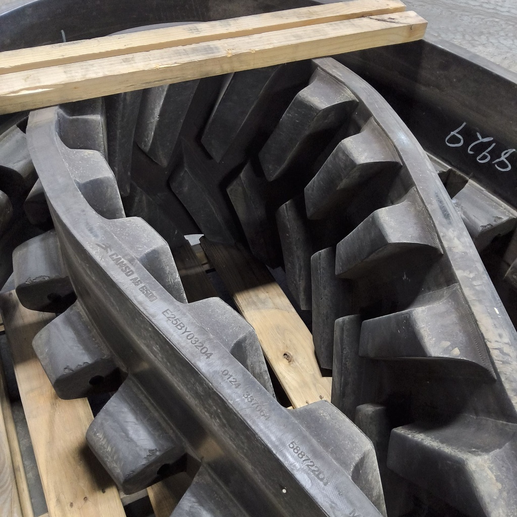 25" Camso Track 6500 AGCO MT700 (MT738,740,743)/Fendt 900 90%