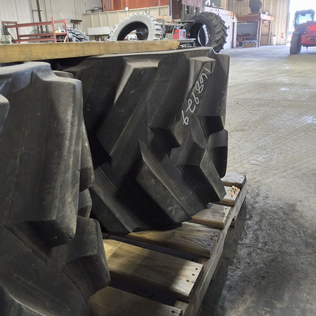 25" Camso Track 6500 AGCO MT700 (MT738,740,743)/Fendt 900 90%