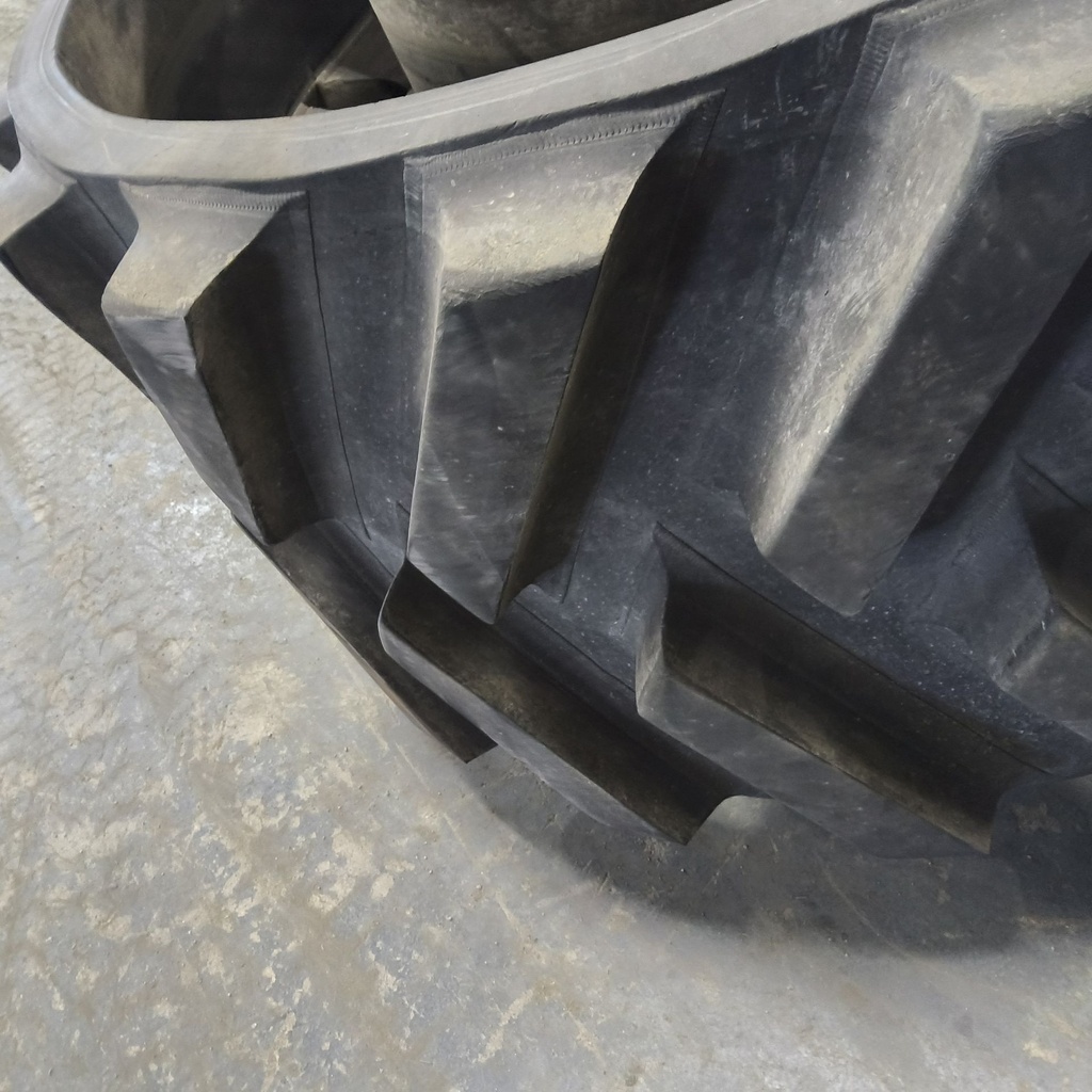 25" Camso Track 6500 AGCO MT700 (MT738,740,743)/Fendt 900 90%