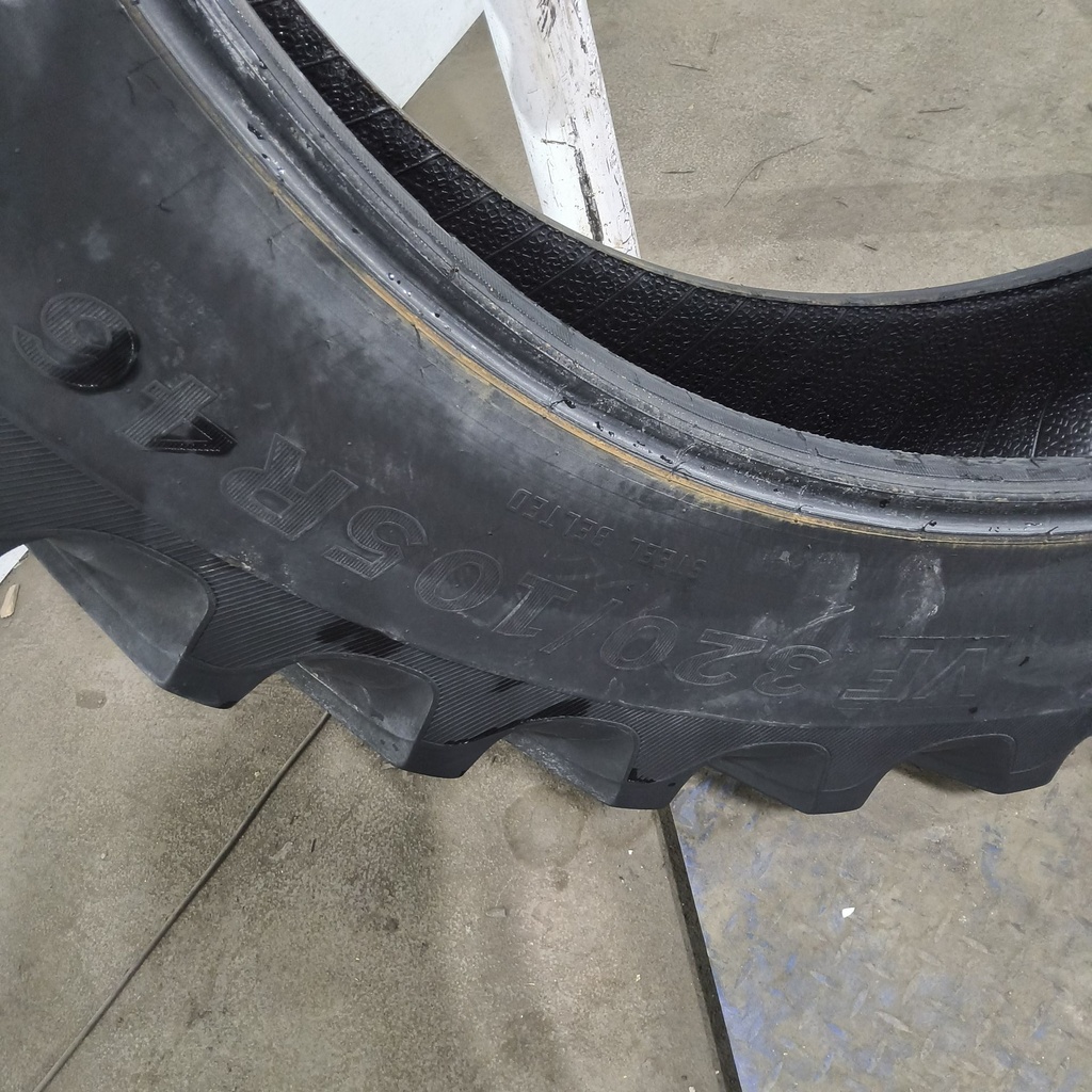 VF320/105R46 Alliance Agriflex+ 354 R-1W 172D 75%