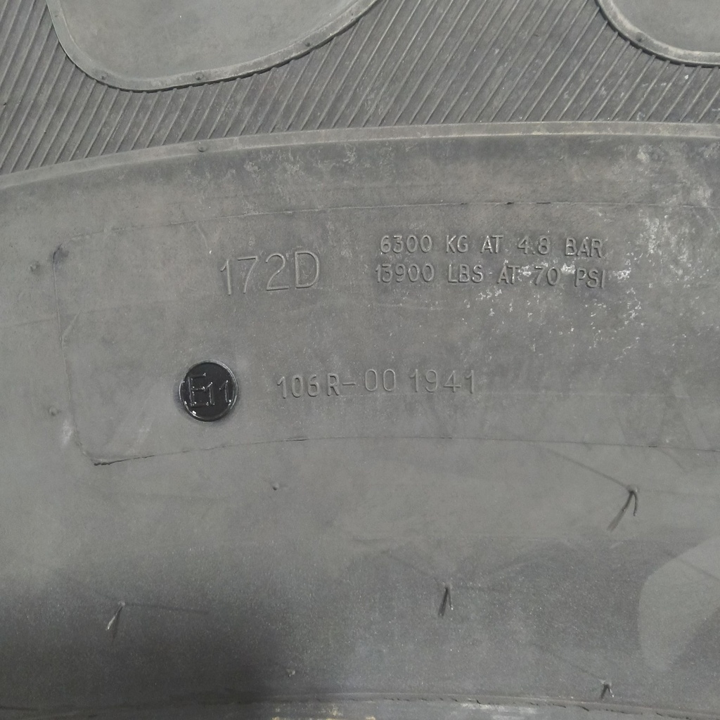 VF320/105R46 Alliance Agriflex+ 354 R-1W 172D 80%