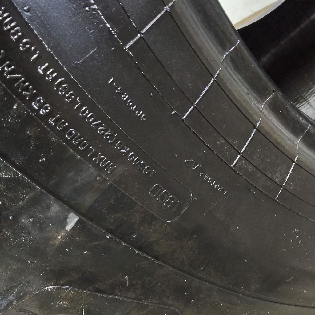 LSW1400/30R46 Goodyear Farm Optitrac R-1W 189D 80%