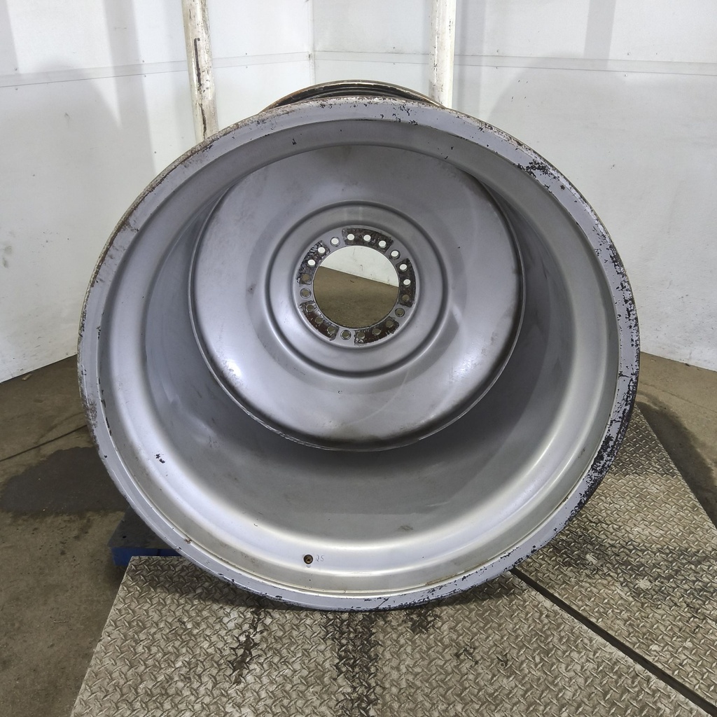 50"W x 46"D, Case IH Silver Mist 20-Hole Formed Plate , -6.5" Offset