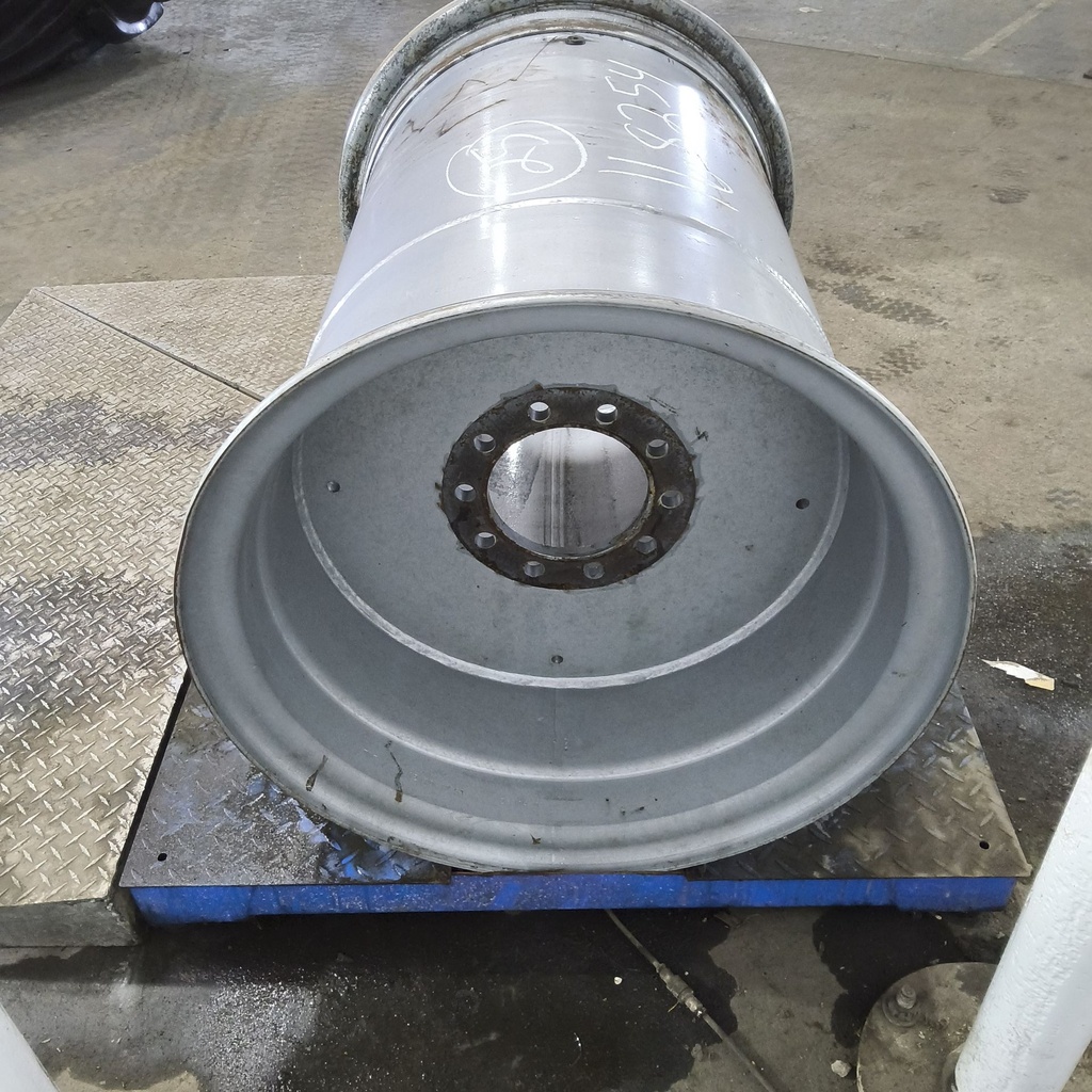 36"W x 25"D, Case IH Silver Mist 12-Hole 3 Piece Formed Plate , -10" Offset