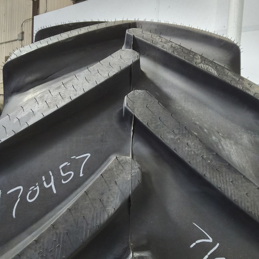 710/70R42 Continental TractorMaster R-1W 173D/176A8 99%