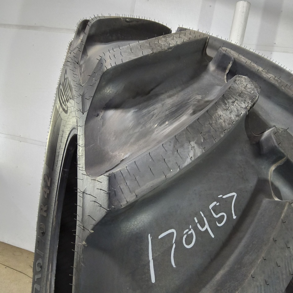 710/70R42 Continental TractorMaster R-1W 173D/176A8 99%