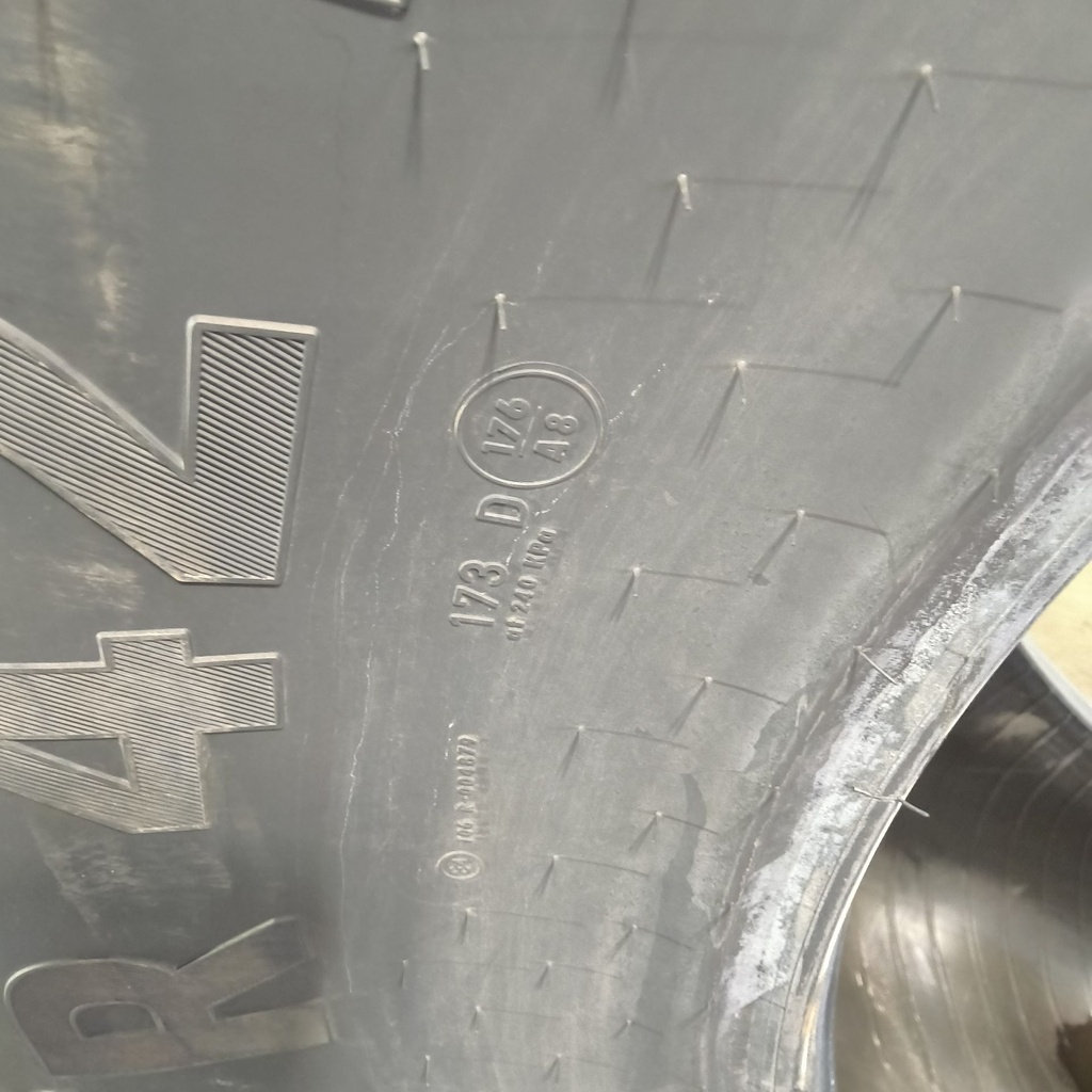 710/70R42 Continental TractorMaster R-1W 173D/176A8 99%