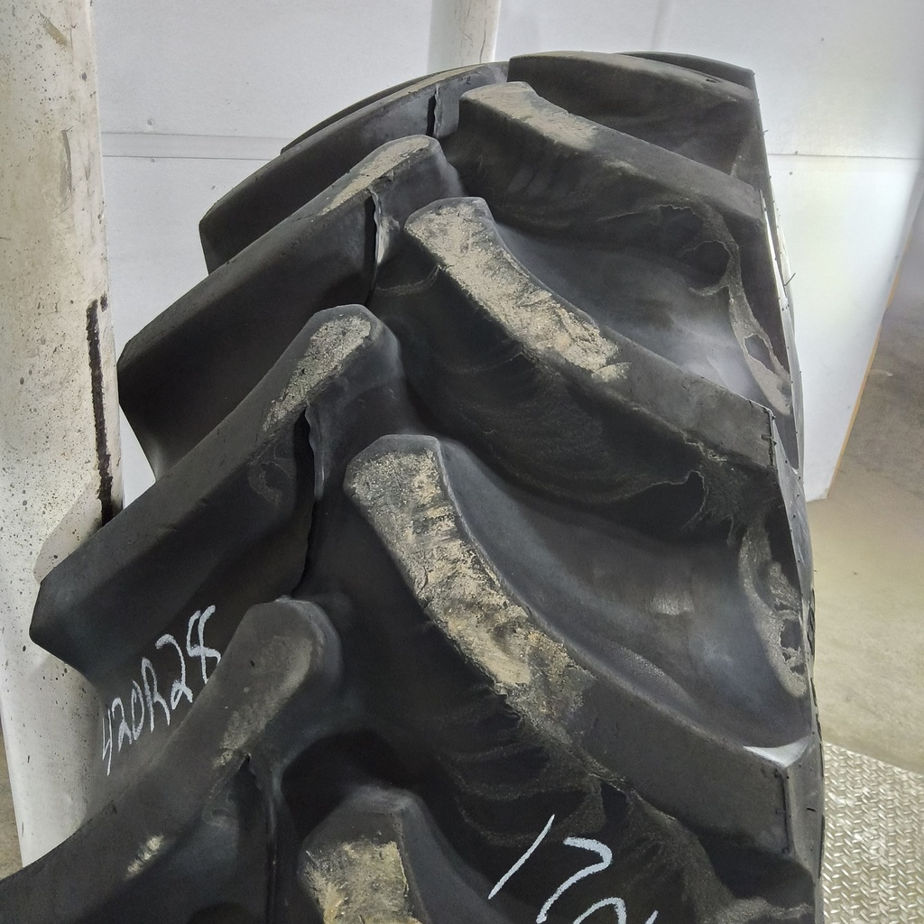 420/85R28 Firestone Radial All Traction FWD R-1 139B 85%