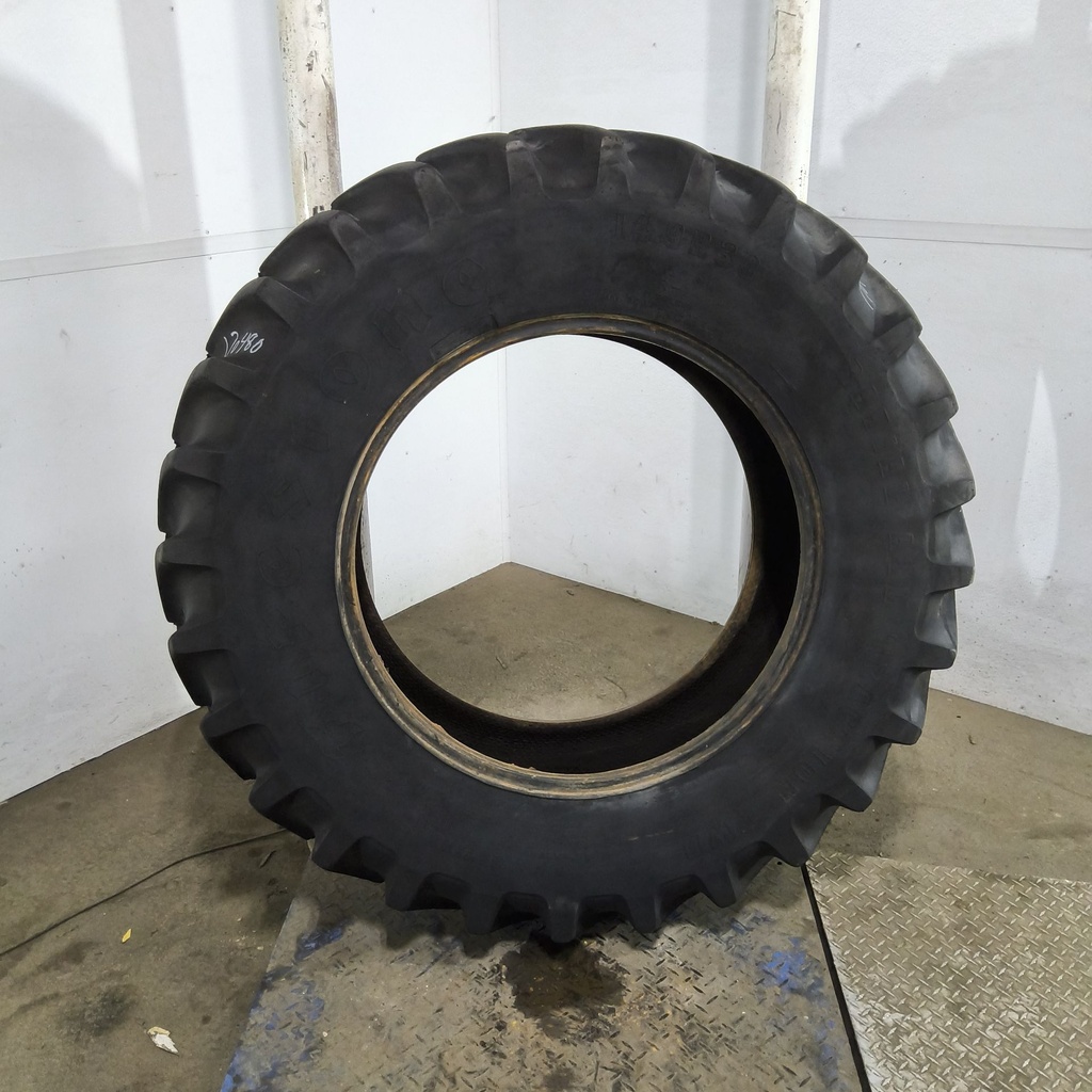 14.9R30 Firestone Radial All Traction FWD R-1 134A8 80%