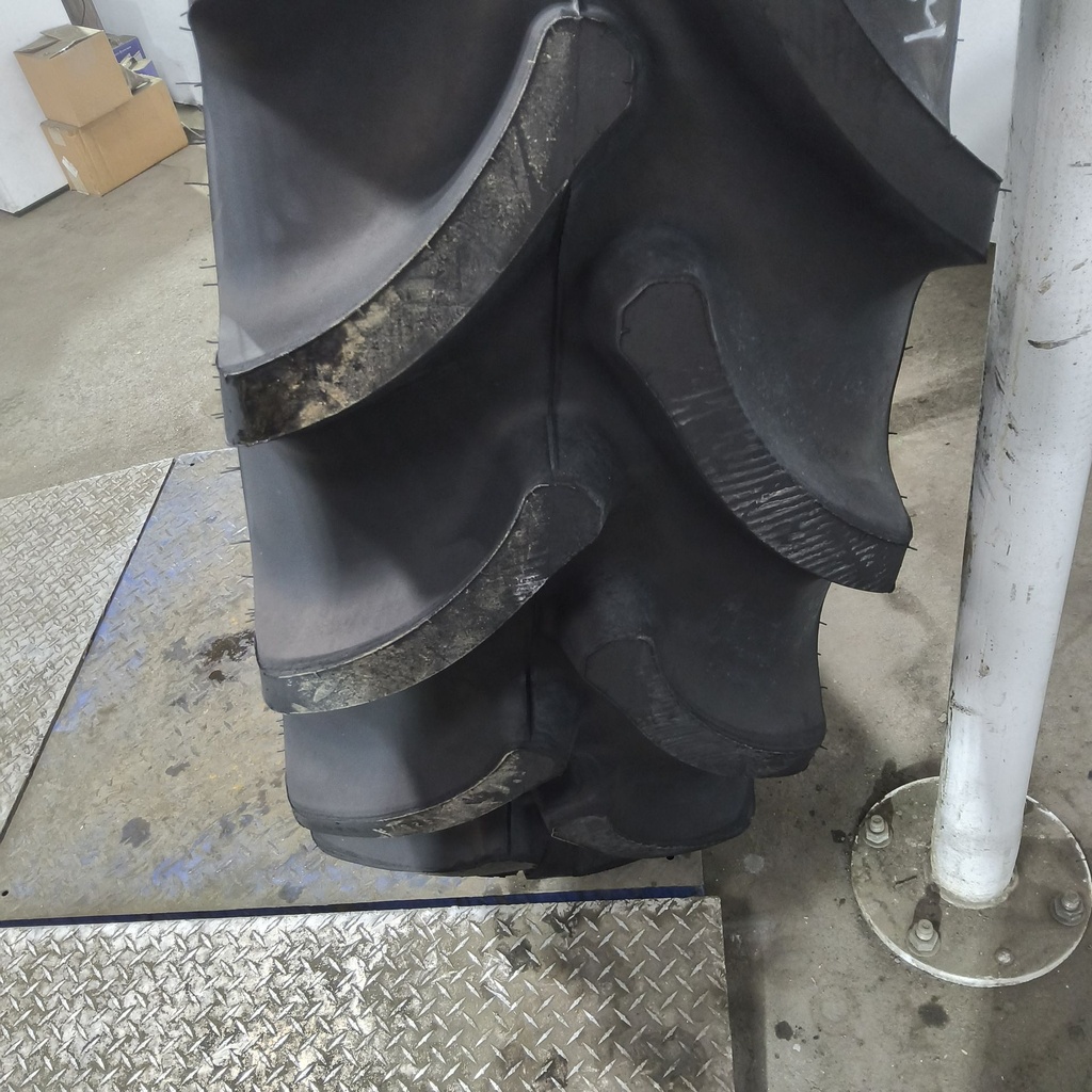 420/85R34 Firestone Radial All Traction DT R-1W 147A8 95%