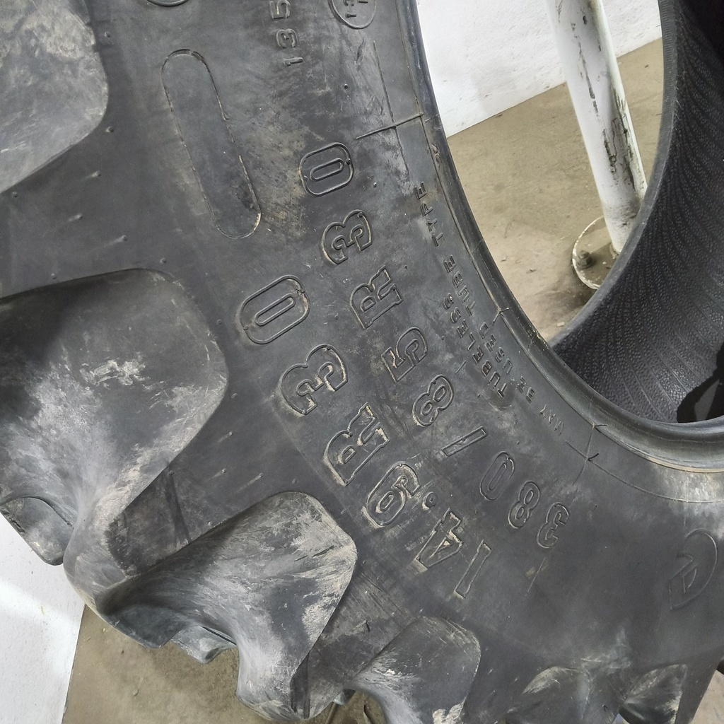 14.9R30 Firestone Radial All Traction FWD R-1 135A8 85%