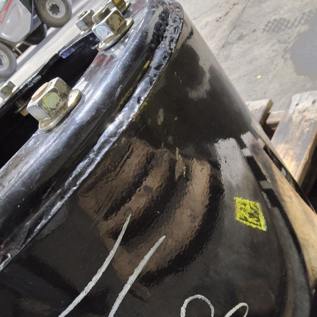 12-Hole 15.5"L FWD Spacer, Gloss Black