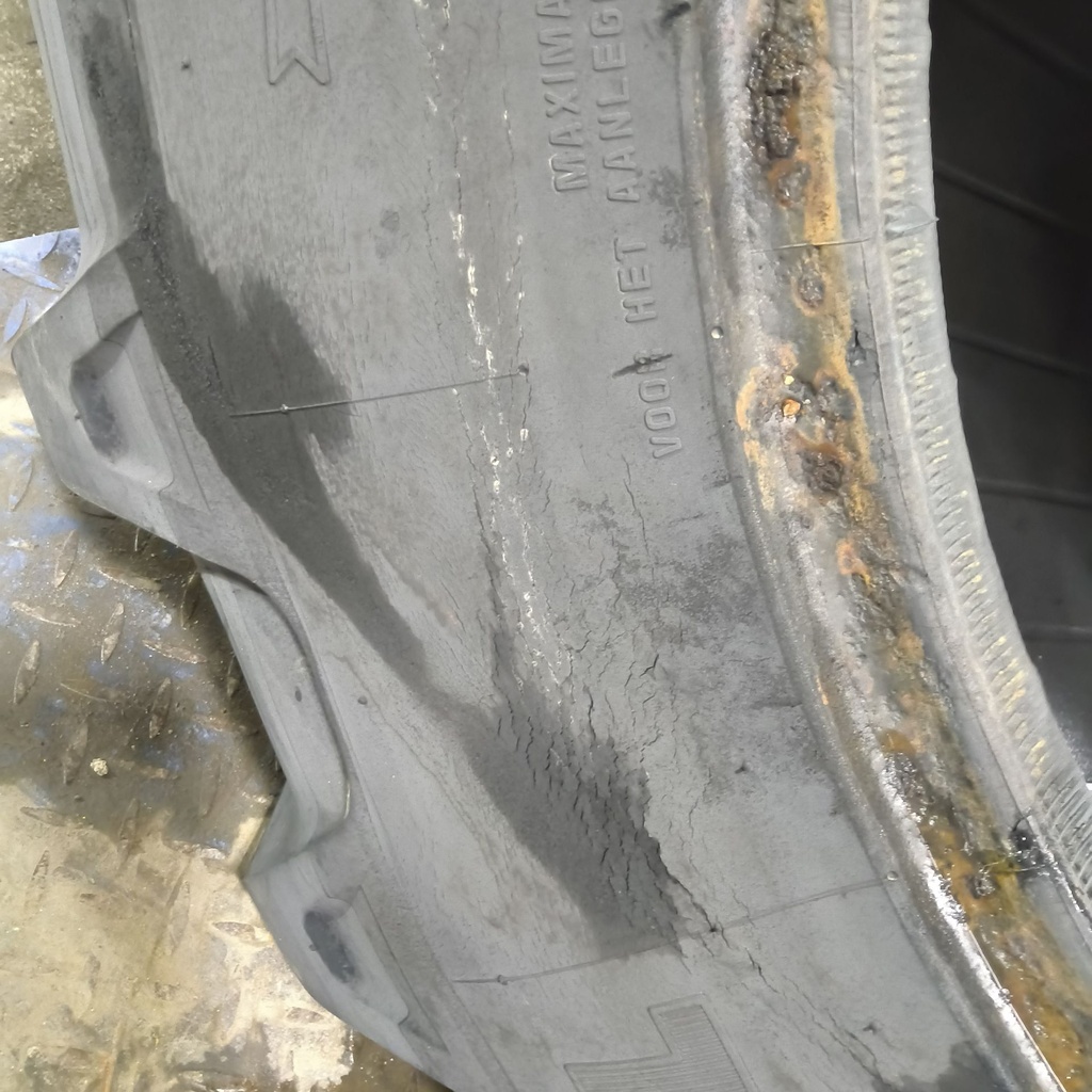 480/70R28 Kleber Super 8L R-1 137B 90%