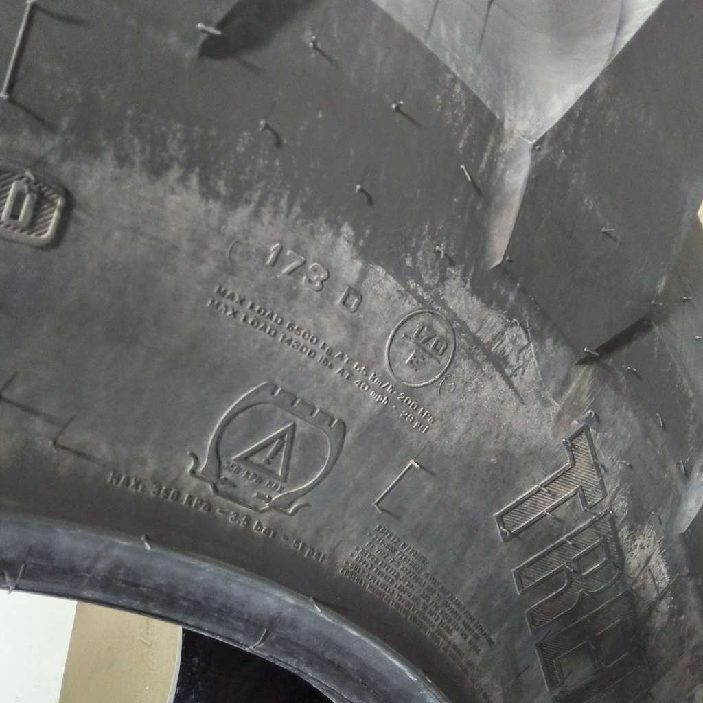 VF710/60R34 Trelleborg TM1000 Progressive Traction R-1W 173D 99%