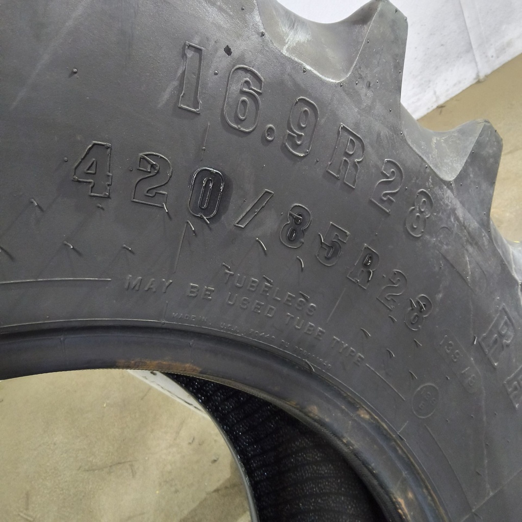 420/85R28 Firestone Radial All Traction FWD R-1 139B 90%