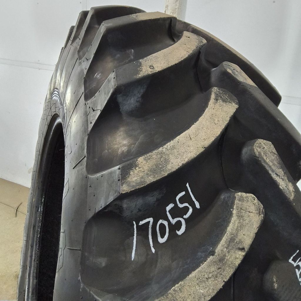420/90R30 Firestone Radial All Traction FWD R-1 142B 90%