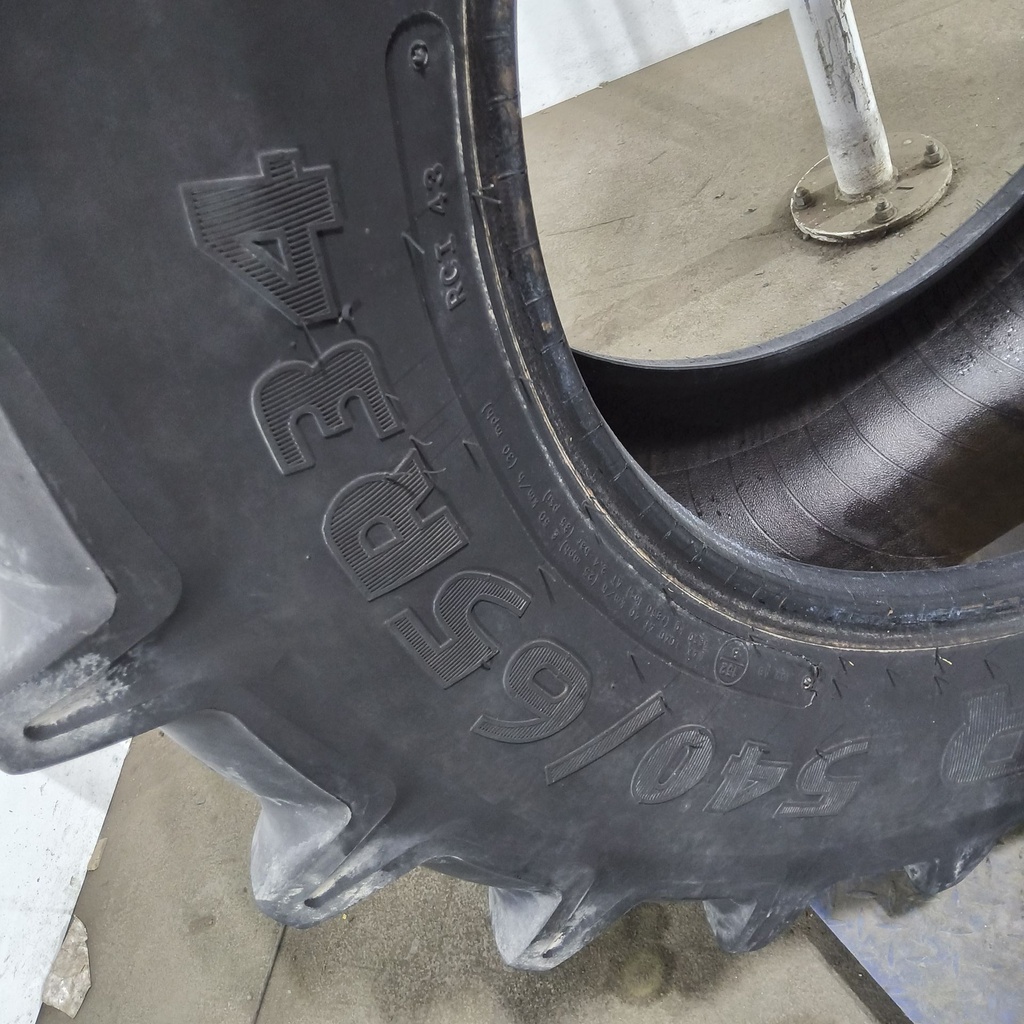 540/65R34 Goodyear Farm DT818 Optitrac R-1W 152B 80%