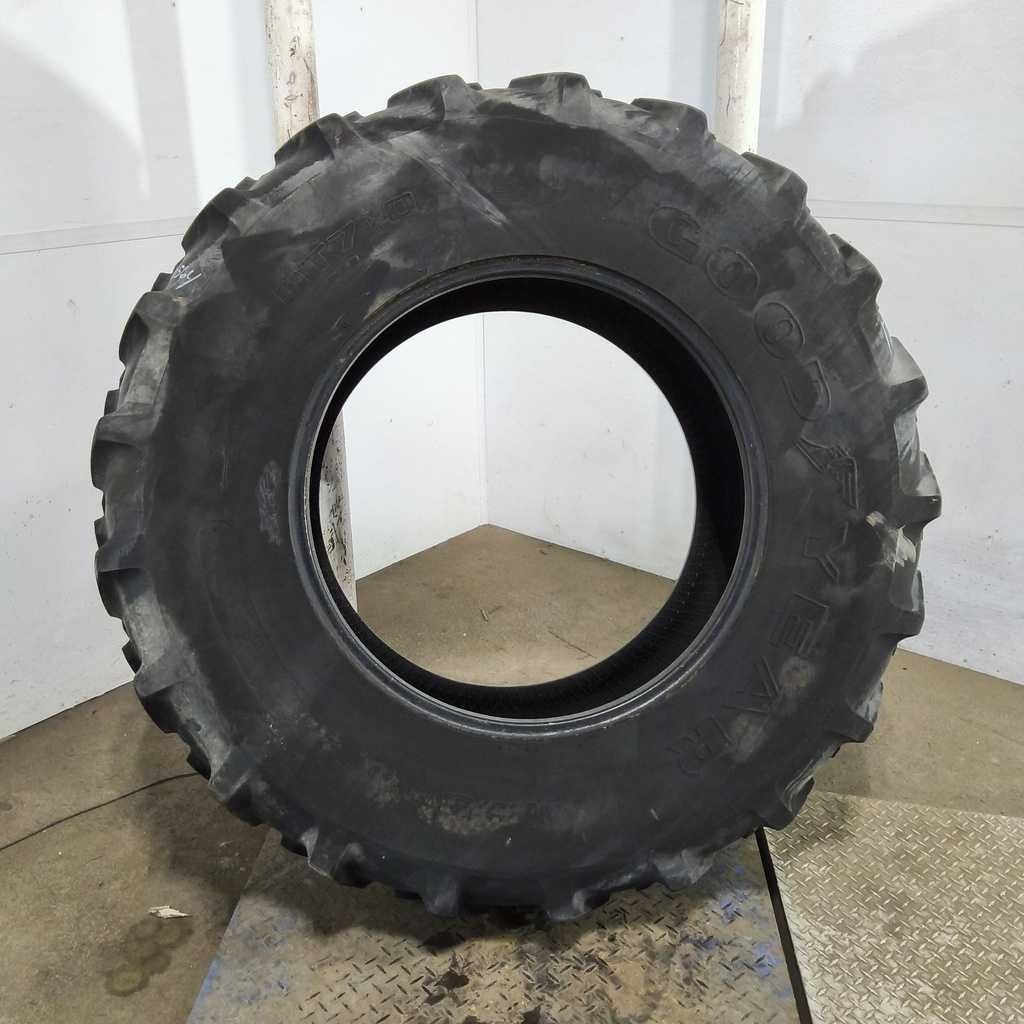 16.9R30 Goodyear Farm DT710 Radial R-1 137A8 70%