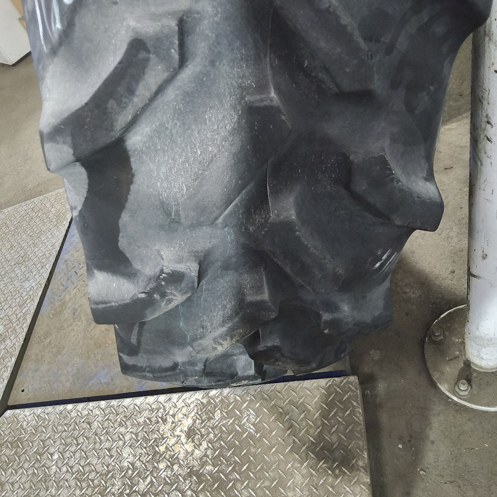 16.9R30 Goodyear Farm DT710 Radial R-1 137A8 70%