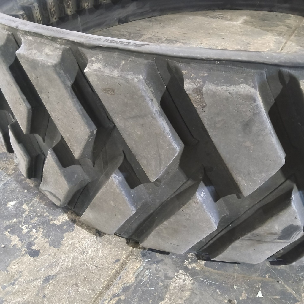 18" Camso Track RD 4500 (Rear) John Deere 8RX 90%