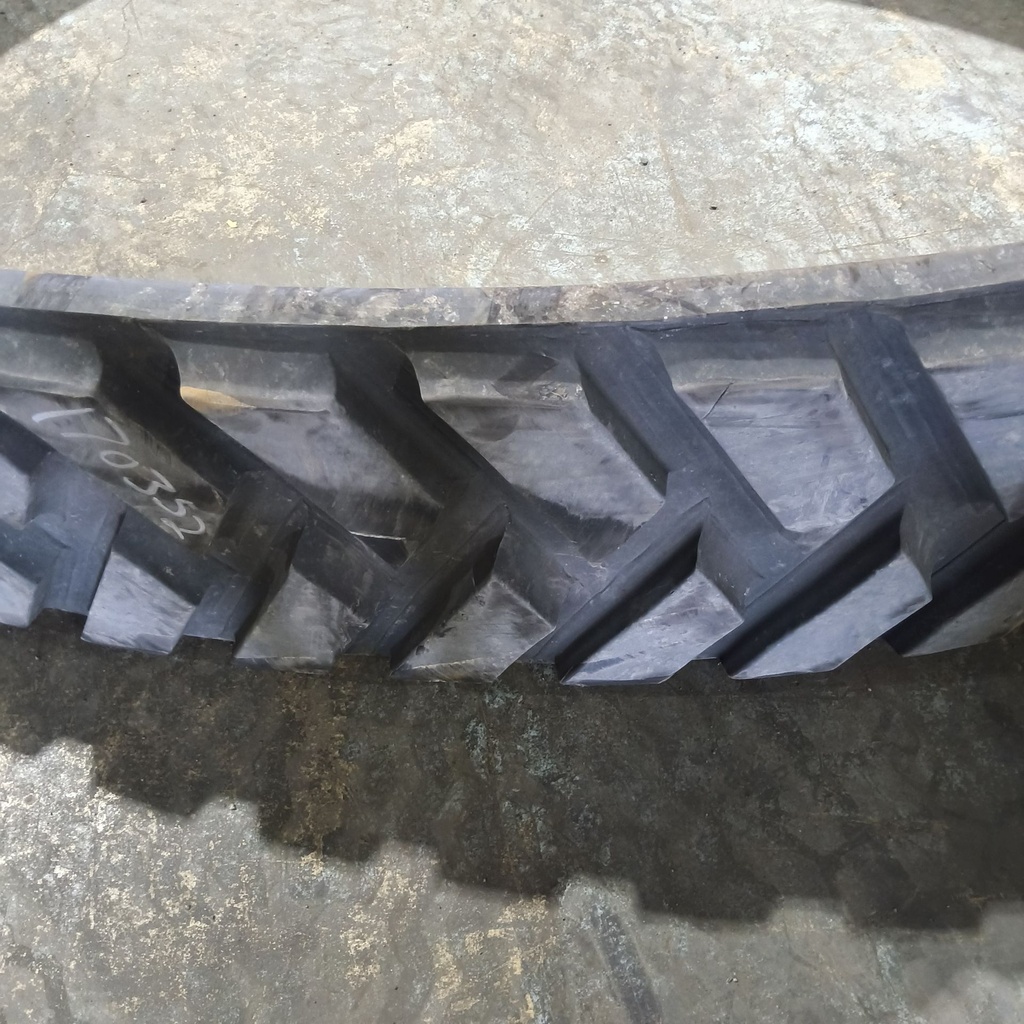 18" Camso Track RD 4500 (Rear) John Deere 8RX 90%