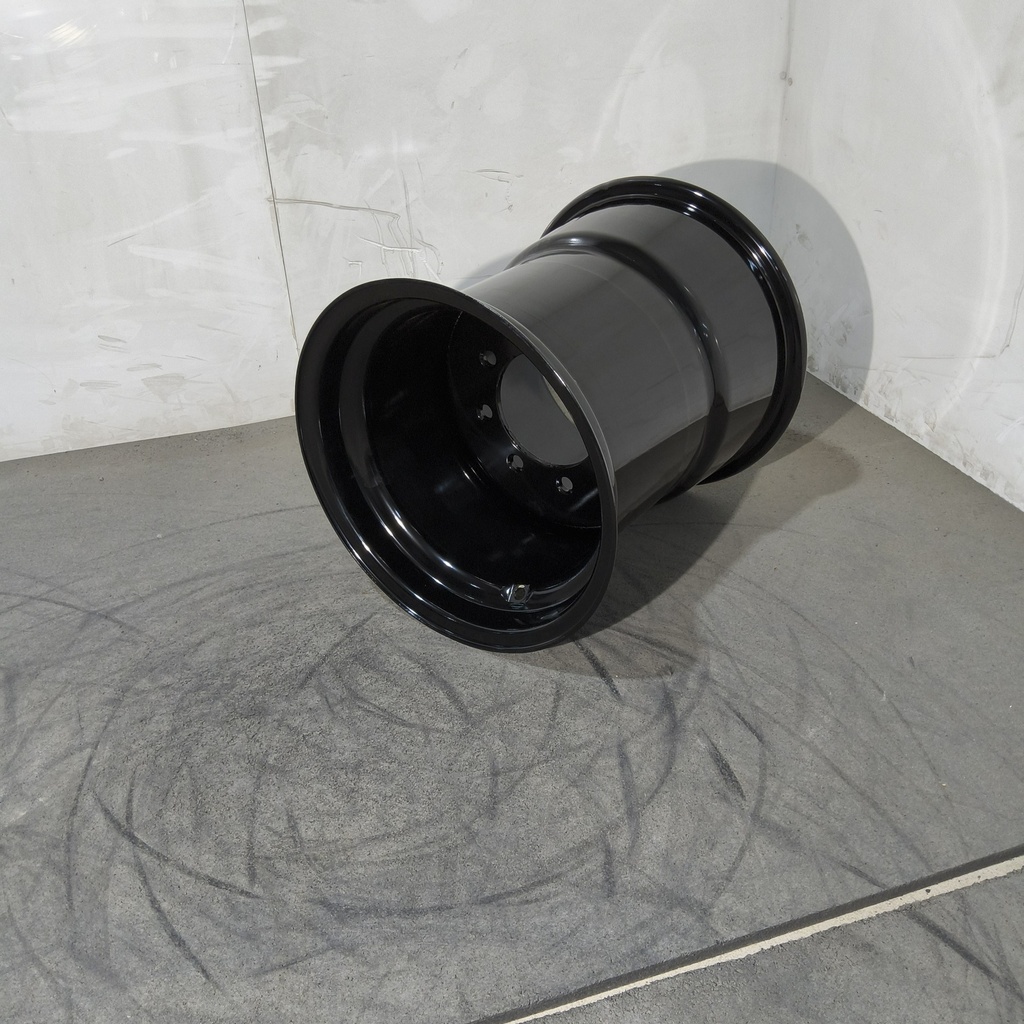 18"W x 16.1"D, Gloss Black 8-Hole Implement , 0.75" Offset