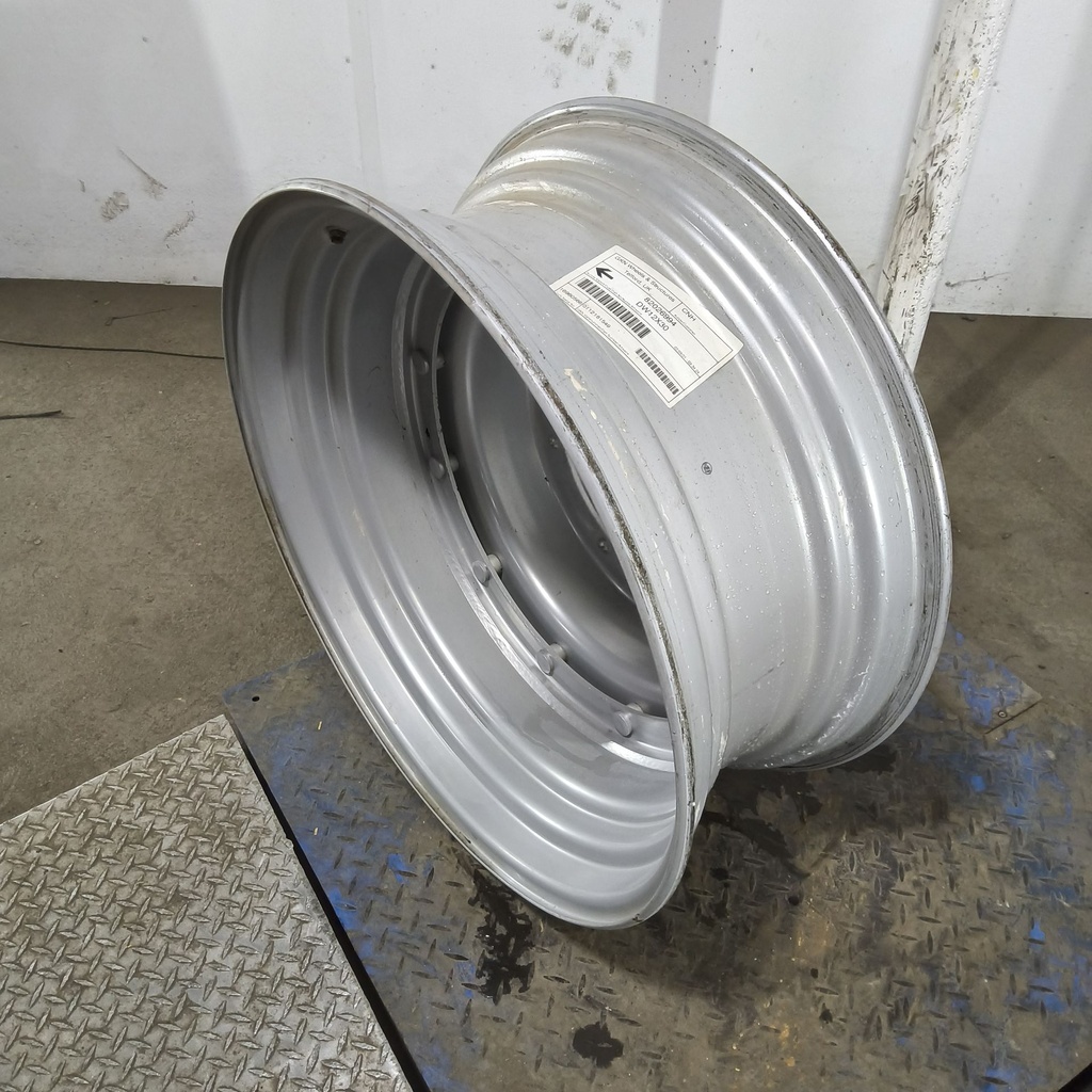 12"W x 30"D, Case IH Silver Mist 12-Hole Stub Disc , -2.38" Offset