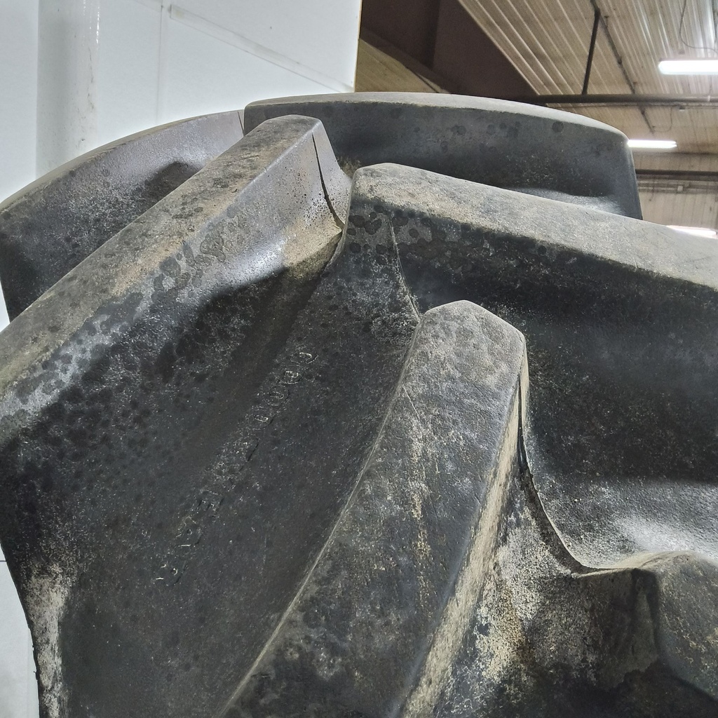 520/85R42 Goodyear Farm Optitrac R-1W 162D 85%