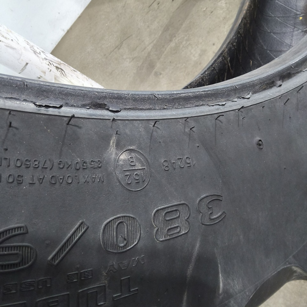 380/90R54 Goodyear Farm DT800 Super Traction R-1W 152B 55%