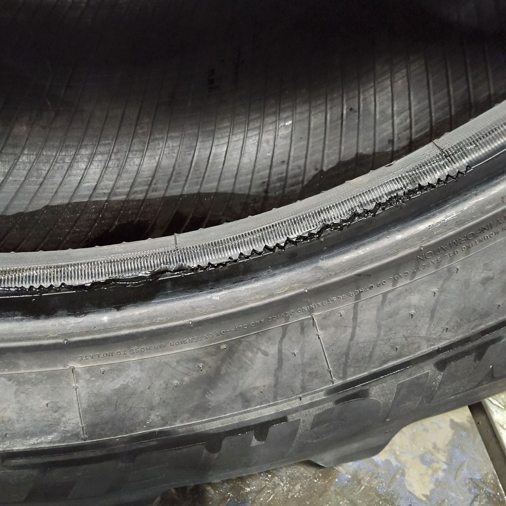650/65R38 Michelin Multibib R-1W 157D 85%