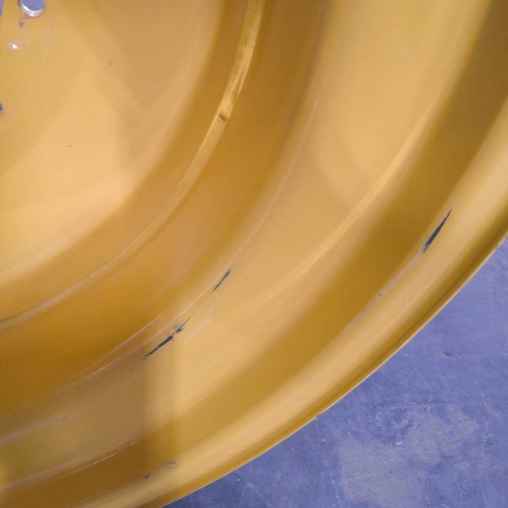 16"W x 46"D, Versatile Yellow 16-Hole Tiger Planetary Drive Main , 5.25" Offset