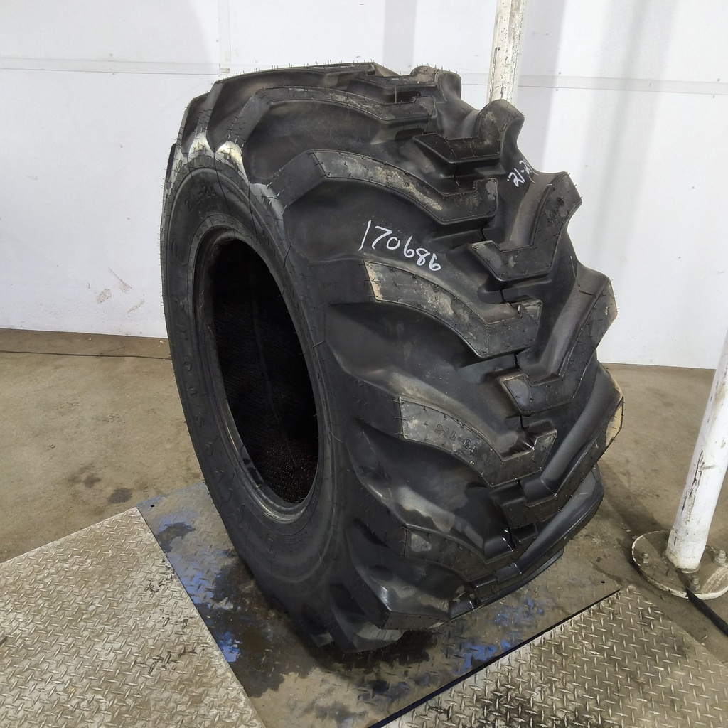 21L-24 Firestone All Traction Utility R-4 F (12 Ply), 99%