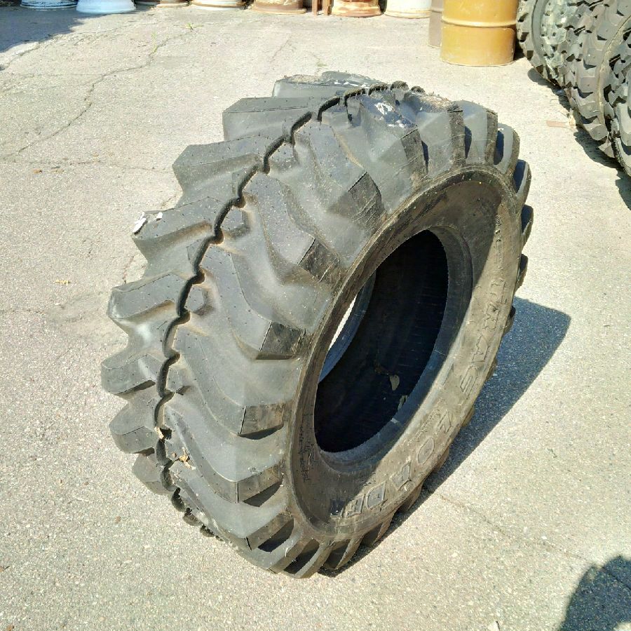 15/-19.5 Titan Farm Trac Loader SS R-4, C (6 Ply) 99%