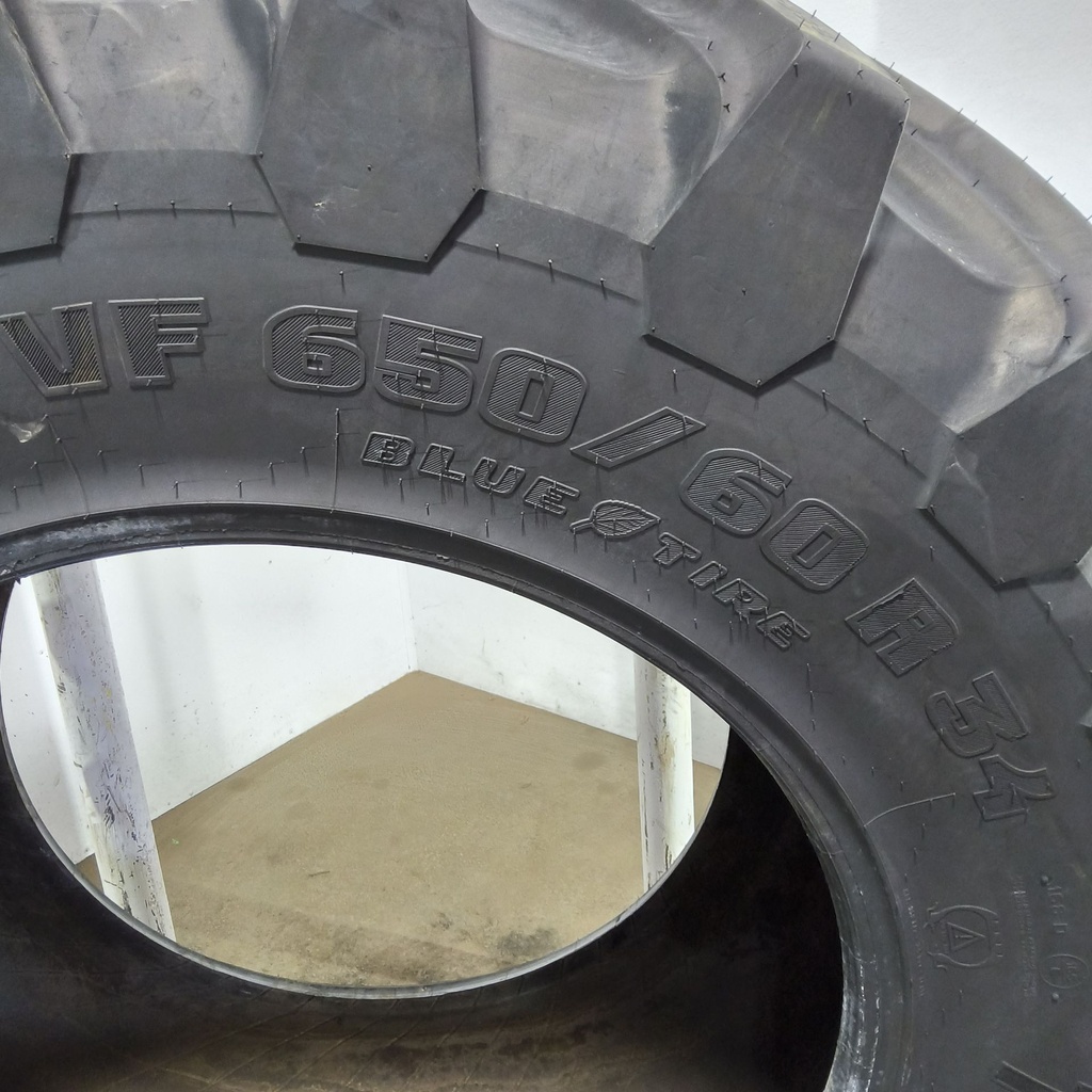 VF650/60R34 Trelleborg TM1000 Progressive Traction R-1W 168D 99%