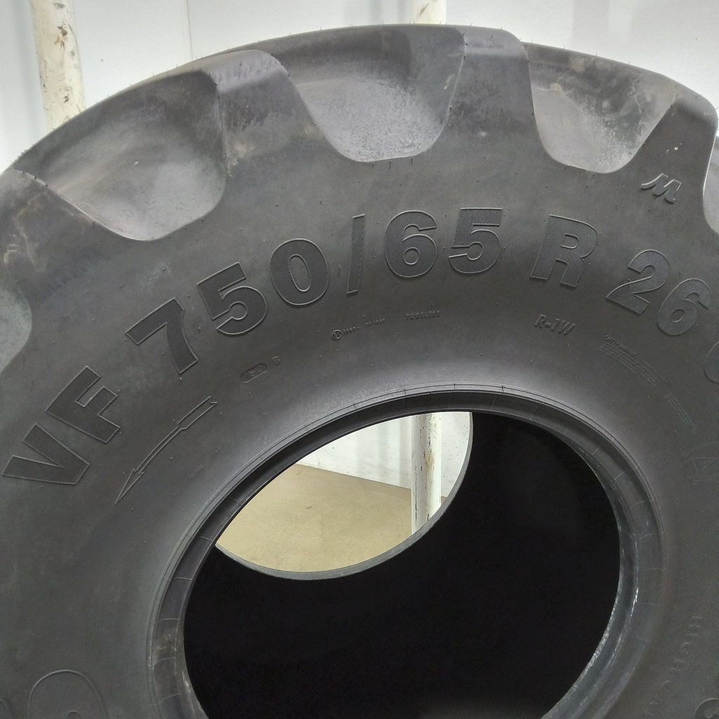 VF750/65R26 Mitas HC3000 CFO R-1W 180B 99%