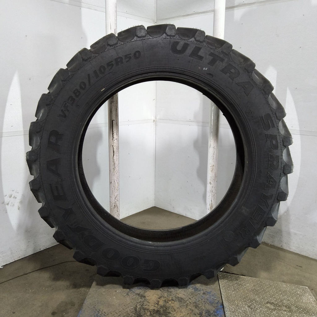 VF380/105R50 Goodyear Farm Ultra Sprayer R-1 179D 99%