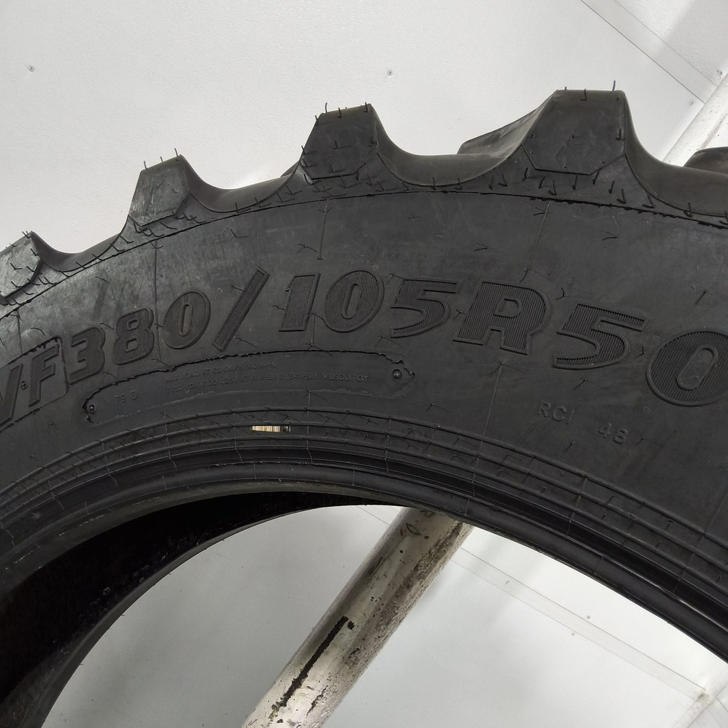 VF380/105R50 Goodyear Farm Ultra Sprayer R-1 179D 99%