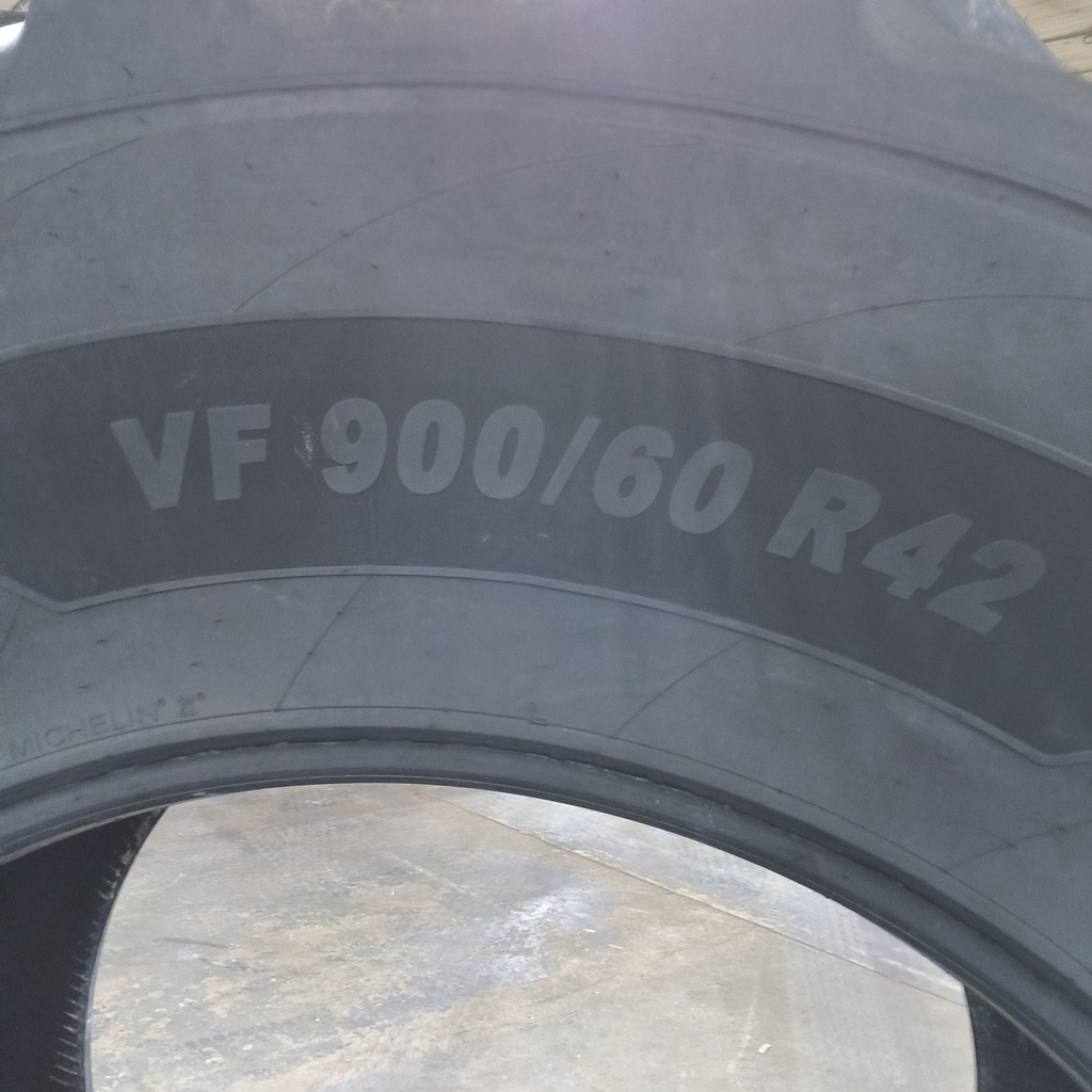 VF900/60R42 Michelin AxioBib 2 R-1W 189D/185E 99%